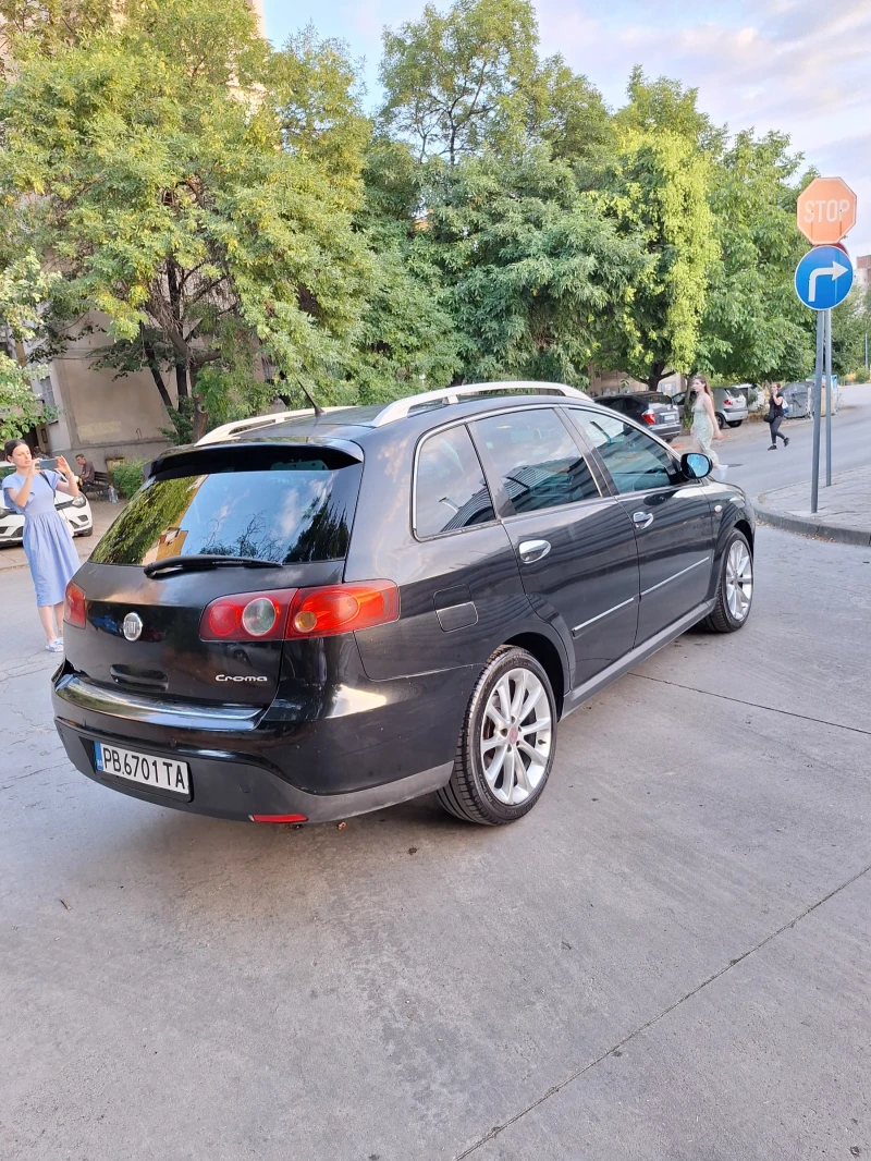 Fiat Croma, снимка 15 - Автомобили и джипове - 47816926