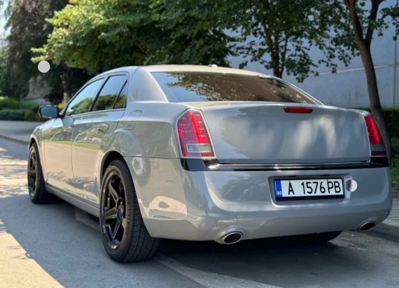 Chrysler 300c, снимка 7 - Автомобили и джипове - 48581051