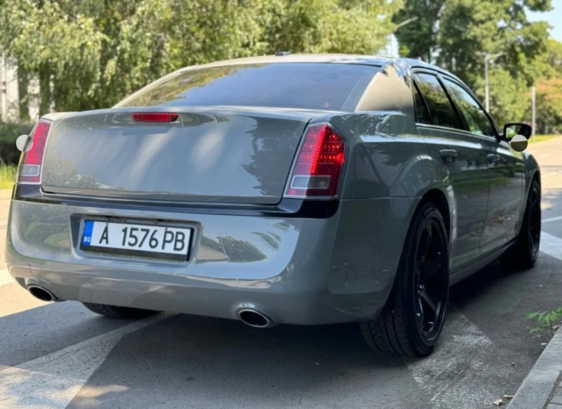 Chrysler 300c, снимка 4 - Автомобили и джипове - 48581051