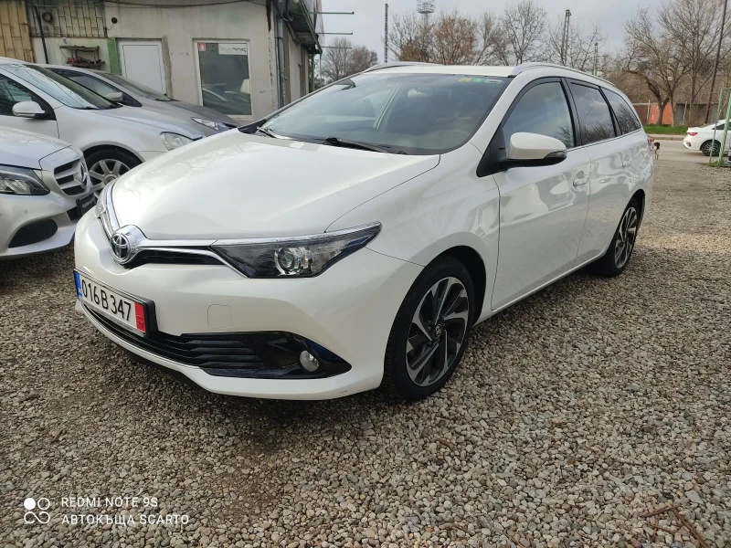 Toyota Auris 116kc, 4 цилиндъра, фейслифт , 6 скорости, камера, снимка 3 - Автомобили и джипове - 49328337