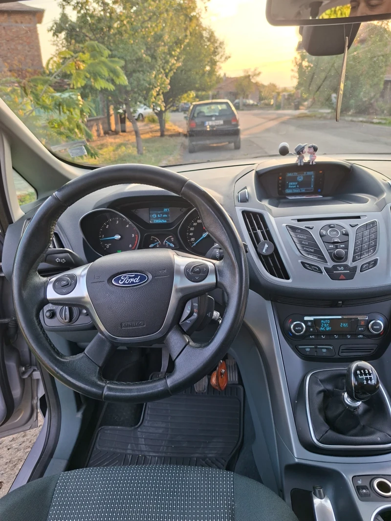 Ford Grand C-Max 1.6 tdci, 95к.с., снимка 16 - Автомобили и джипове - 51920098