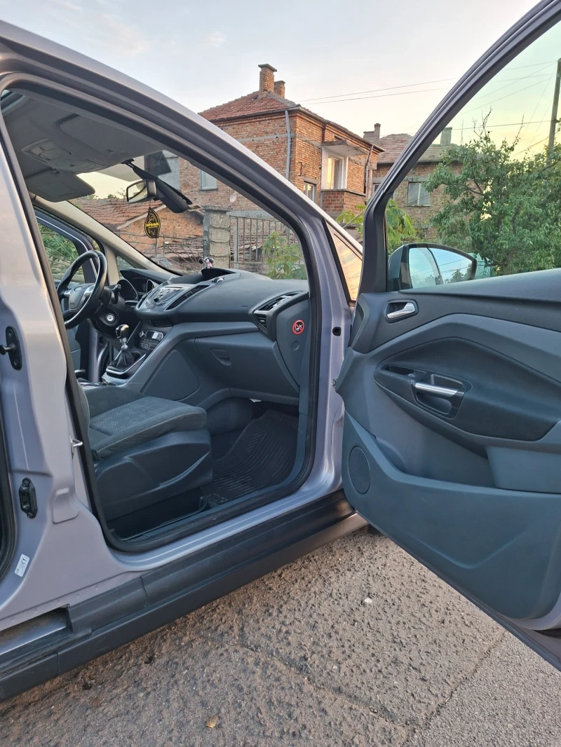 Ford Grand C-Max 1.6 tdci, 95к.с., снимка 11 - Автомобили и джипове - 51920098