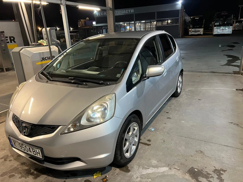 Honda Jazz, снимка 3 - Автомобили и джипове - 52056611
