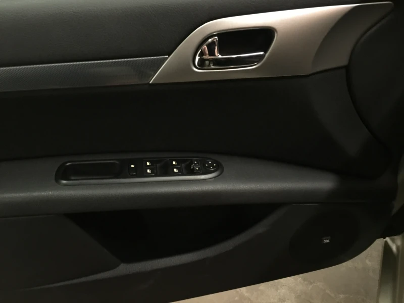 Peugeot 407 ST Sport 2.0 HDI, снимка 11 - Автомобили и джипове - 52086442