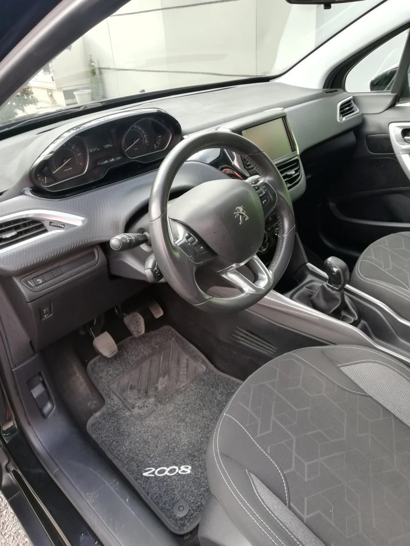 Peugeot 2008 1.2 PureTech EU6B , снимка 7 - Автомобили и джипове - 52125836