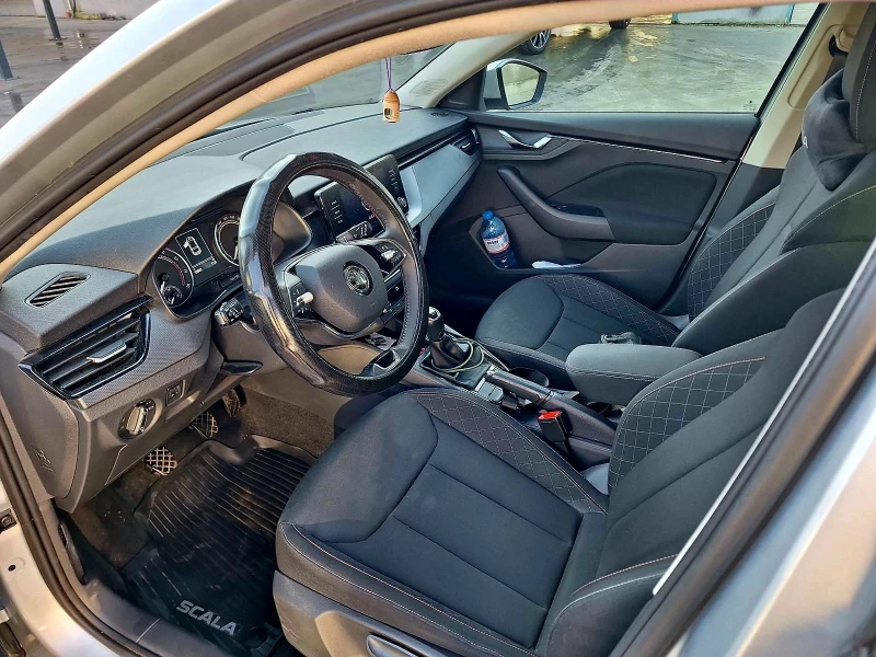 Skoda Scala 1.0 + газова уредба, снимка 11 - Автомобили и джипове - 52751860