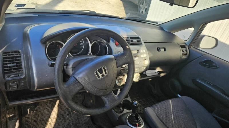 Honda Jazz, снимка 4 - Автомобили и джипове - 52816565