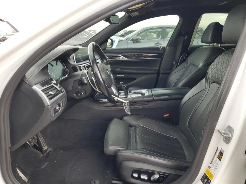 BMW 740 B58 * 138 000KM , снимка 7 - Автомобили и джипове - 52816165