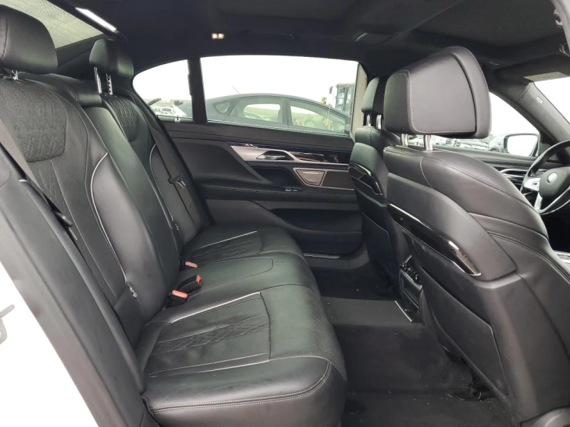 BMW 740 B58 * 138 000KM , снимка 10 - Автомобили и джипове - 52816165