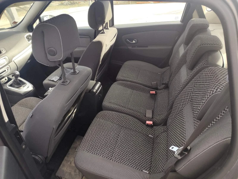 Renault Scenic, снимка 3 - Автомобили и джипове - 53168300