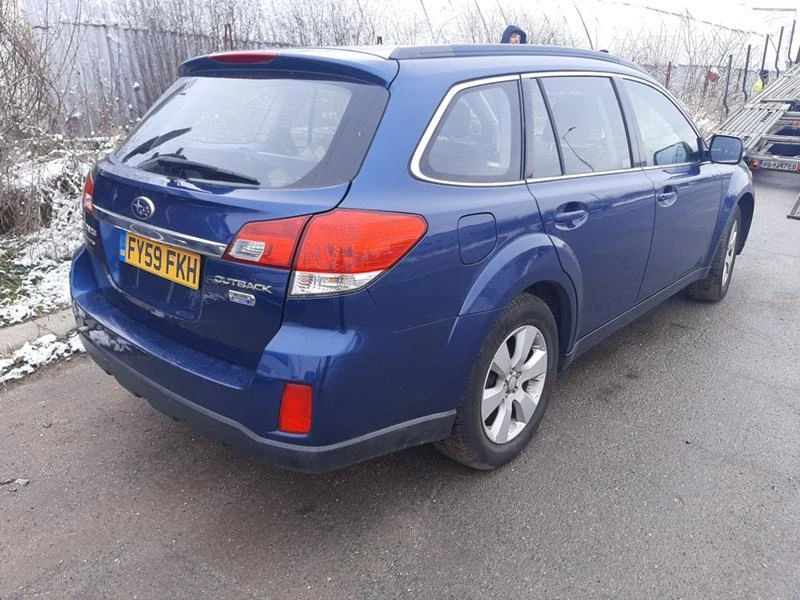 Subaru Outback 2.0d, снимка 5 - Автомобили и джипове - 35123798