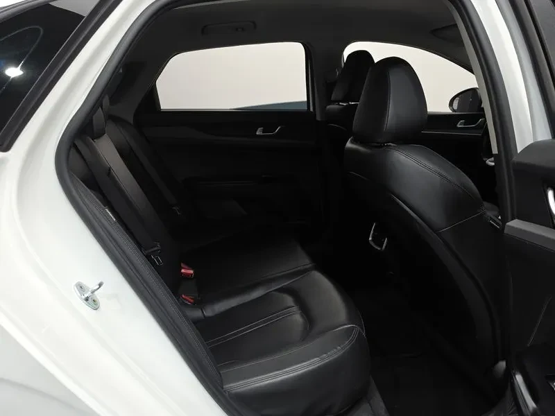 Kia K5 3Rd Generation 2.0 Lpi  Trendy, снимка 12 - Автомобили и джипове - 55176834
