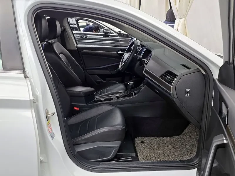 VW Jetta 1.4 TSI PRESTIGE, снимка 11 - Автомобили и джипове - 55264659