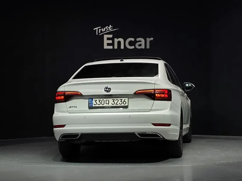 VW Jetta 1.4 TSI PRESTIGE, снимка 4 - Автомобили и джипове - 55264659