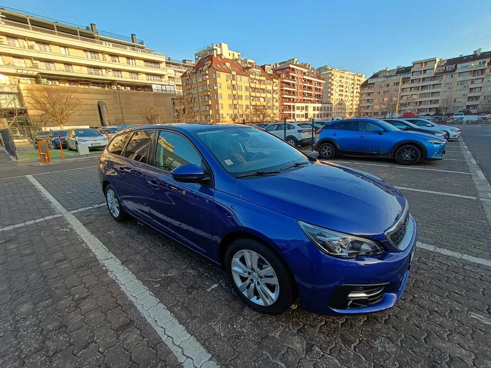 Peugeot 308 SW NEW Active e-THP EAT8 - изображение 2