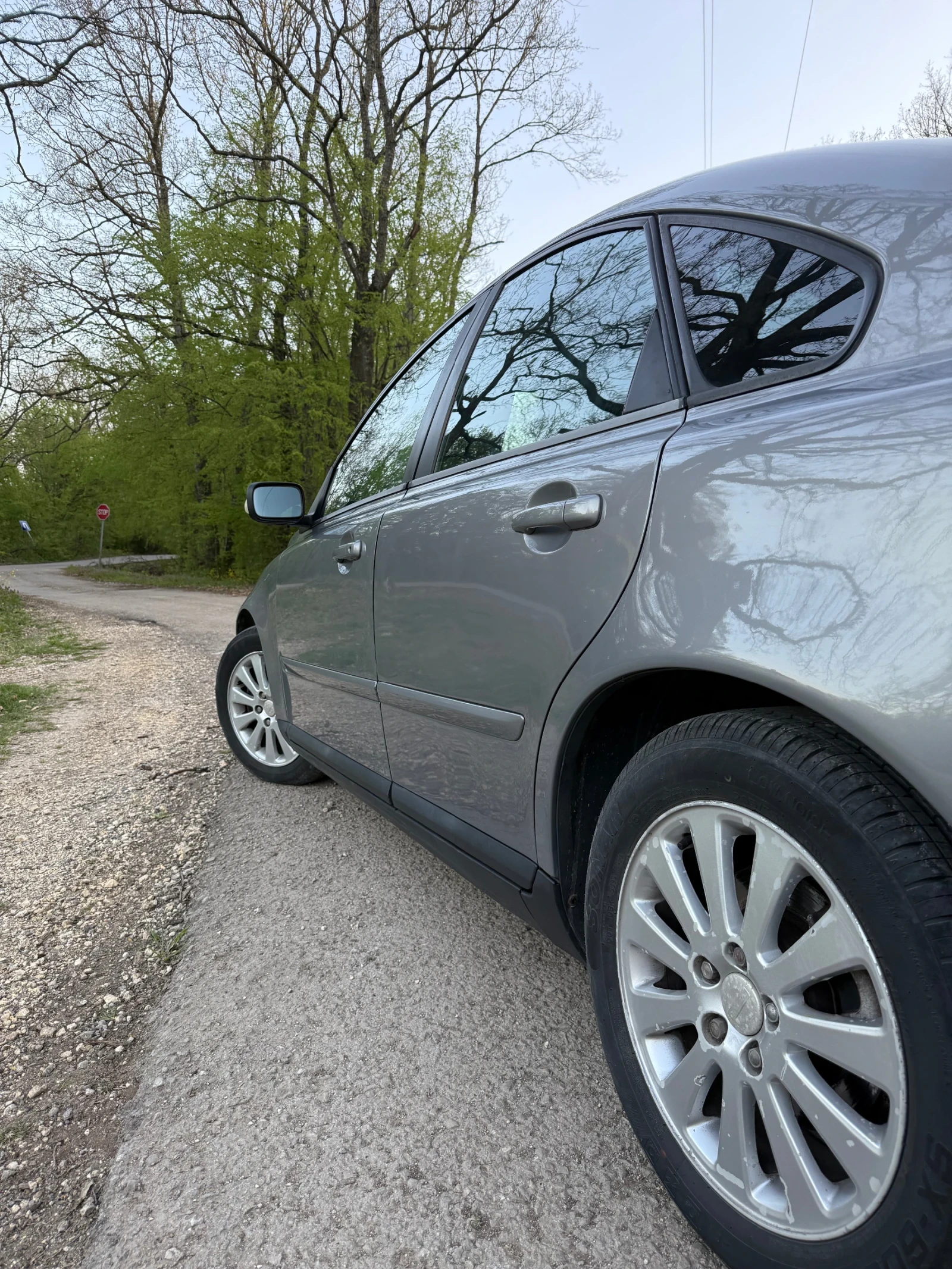 Volvo S40  - изображение 7