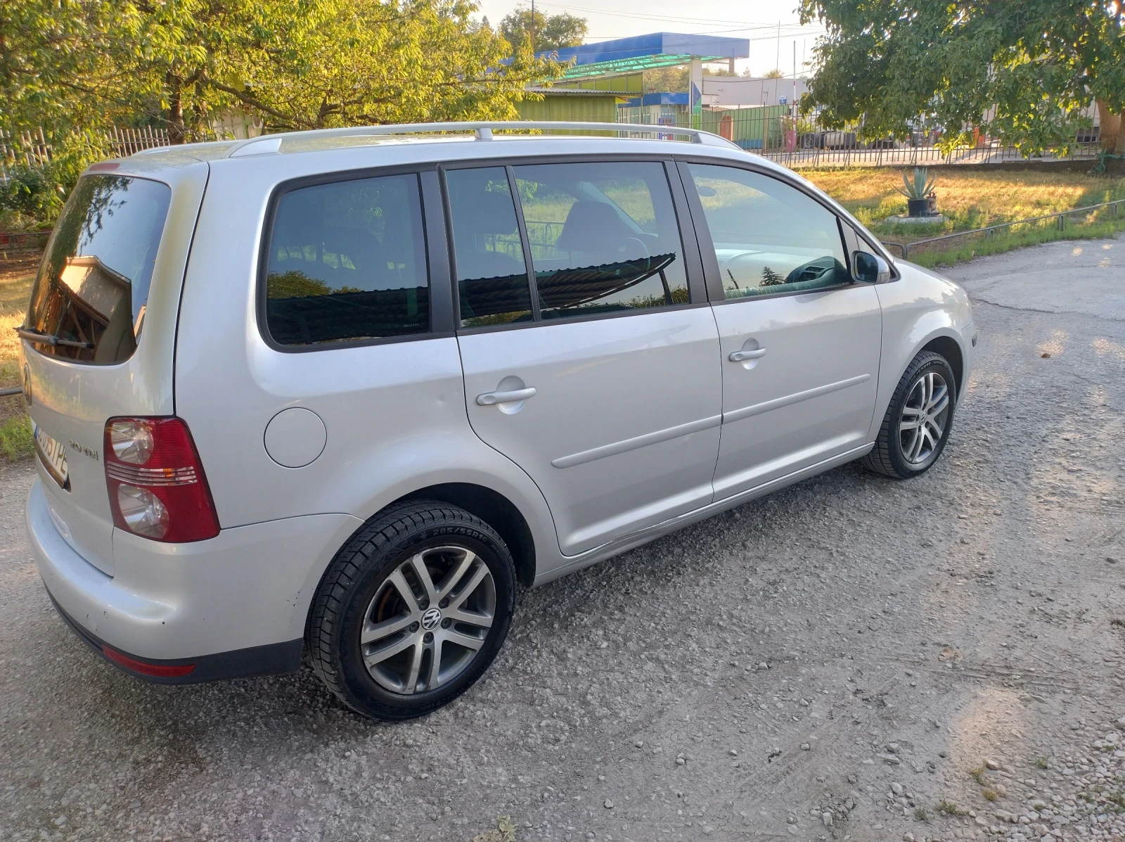VW Touran 2.0 TDI BKD FACE LIFT - изображение 5