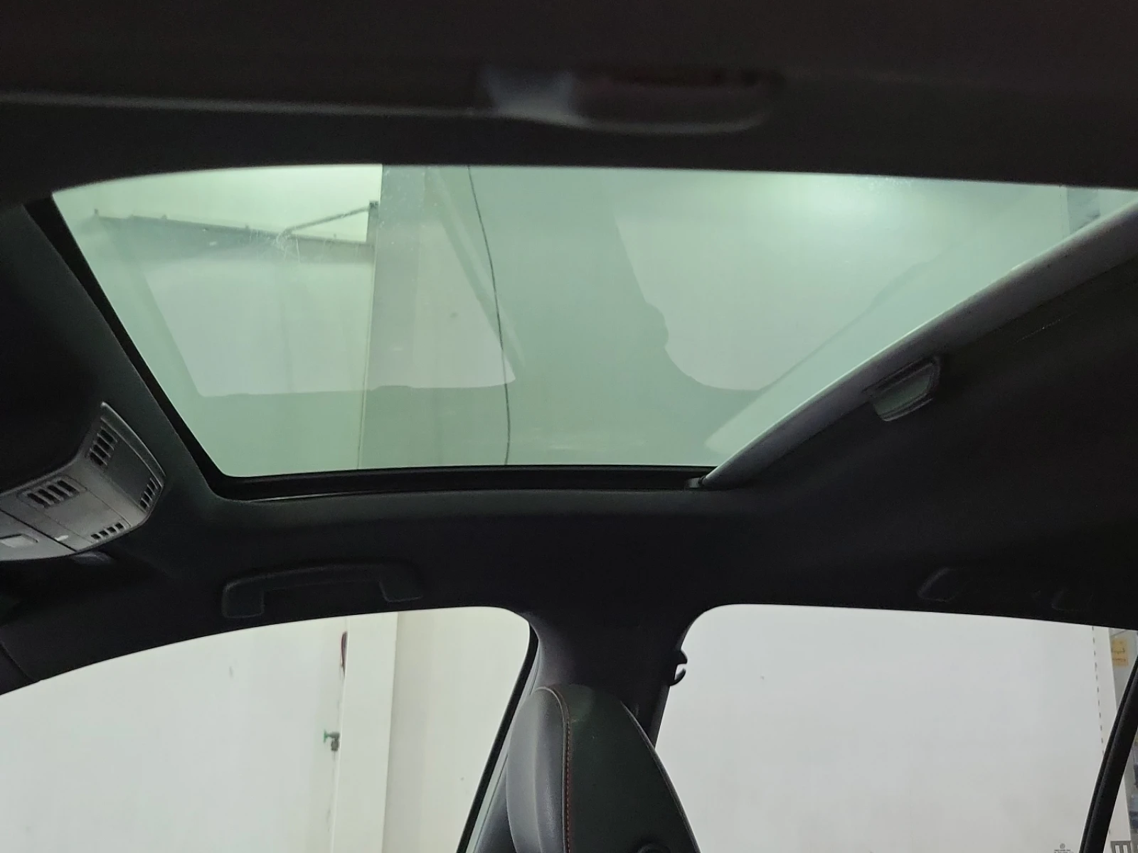 VW Golf GTI * CARFAX * АвтоКредит * Цена до България*  | Mobile.bg — изображение 14