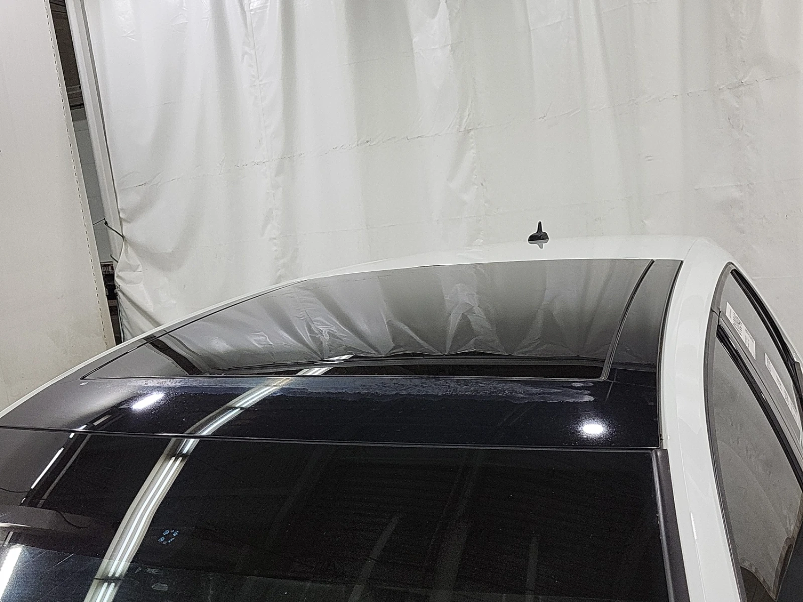 VW Golf GTI * CARFAX * АвтоКредит * Цена до България*  - изображение 7