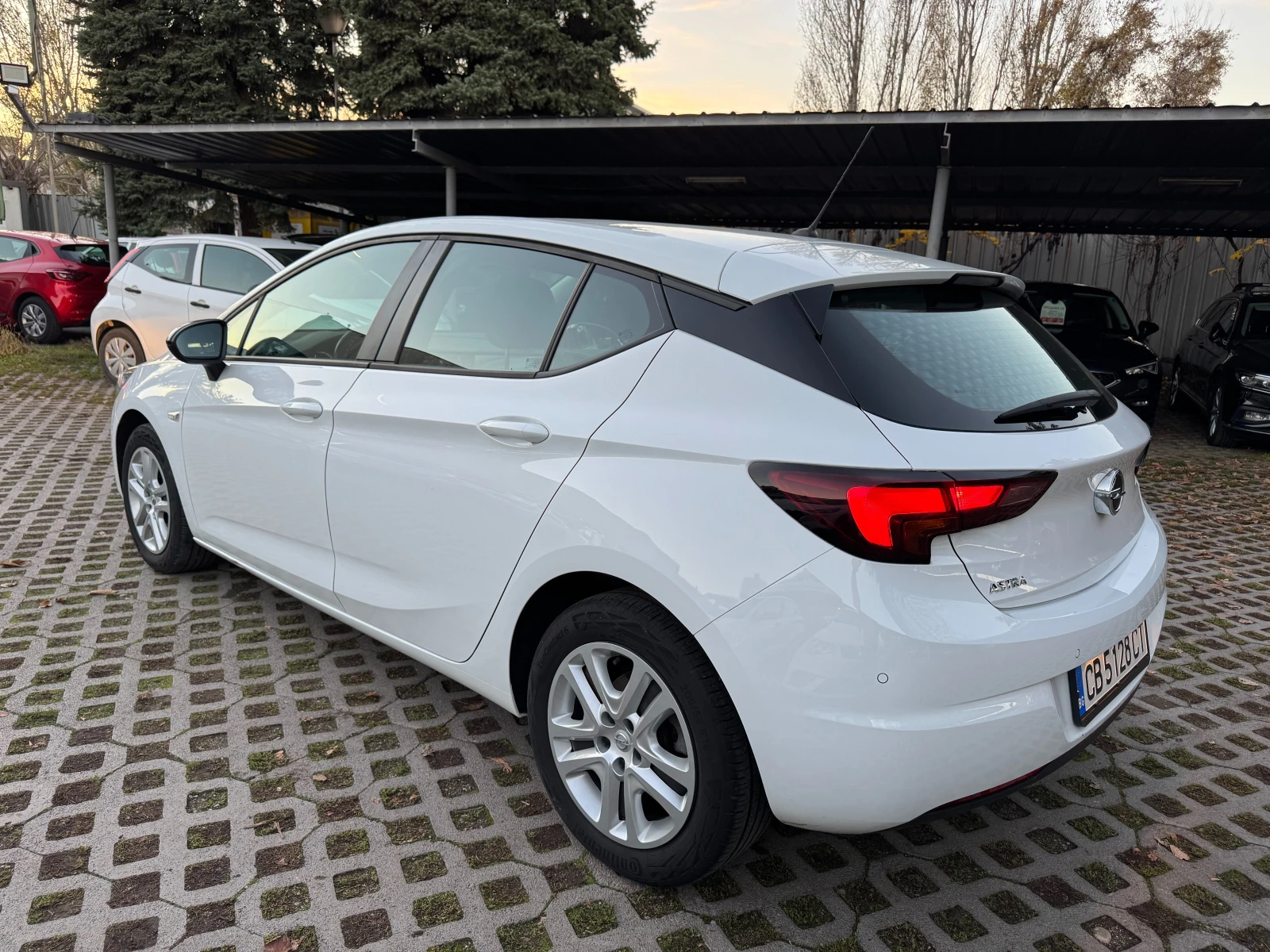 Opel Astra 1.2T 130hp - изображение 6