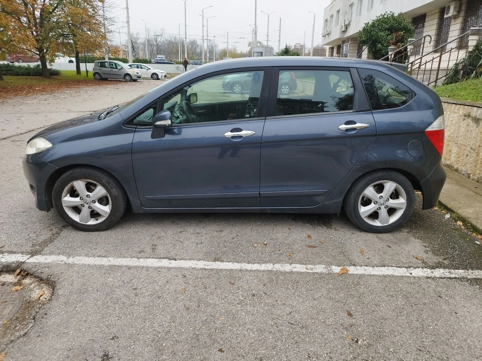 Honda Fr-v  - изображение 2