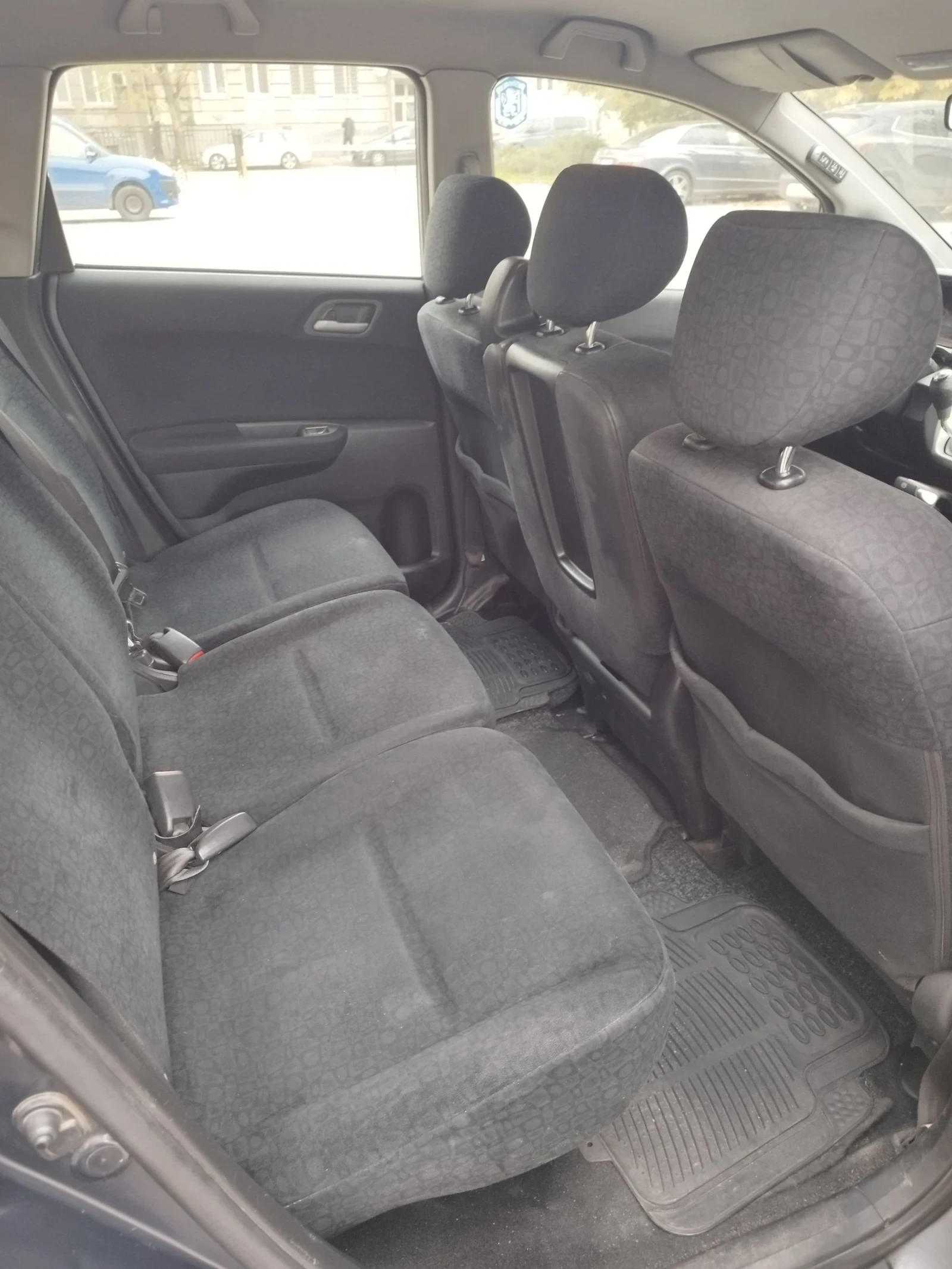 Honda Fr-v  - изображение 10