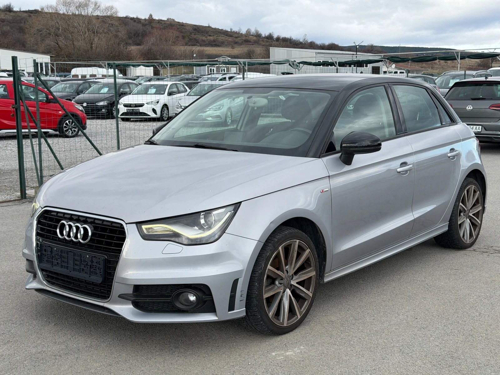 Audi A1 1.6 TDI s line - изображение 3