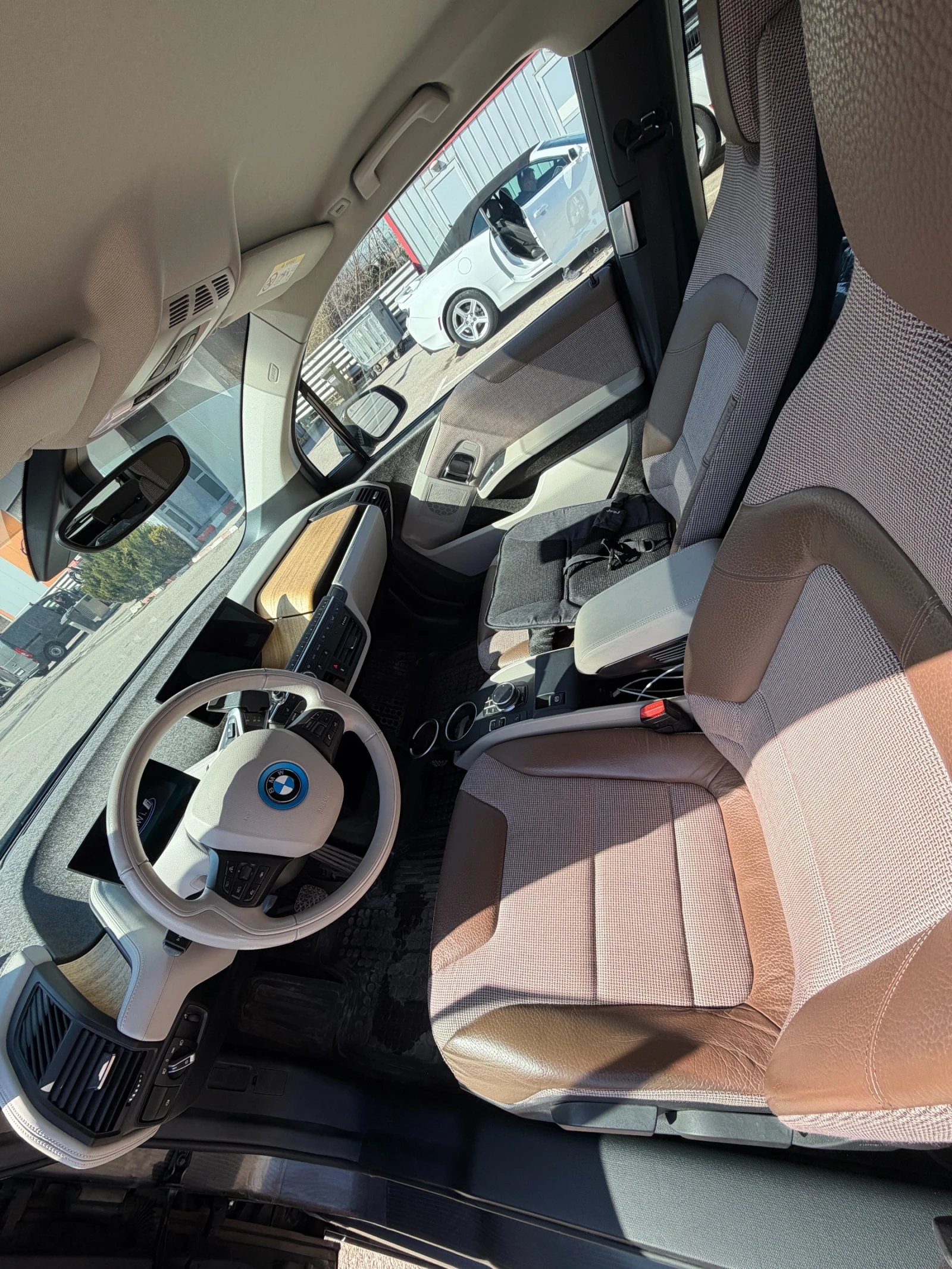 BMW i3 i3s 120 Ah, снимка 8 - Автомобили и джипове - 53816378