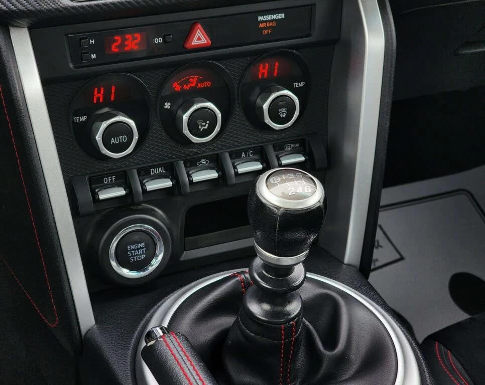 Subaru BRZ Sport-tech RWD* АвтоКредит* (Цена до БГ) , снимка 8 - Автомобили и джипове - 53860370