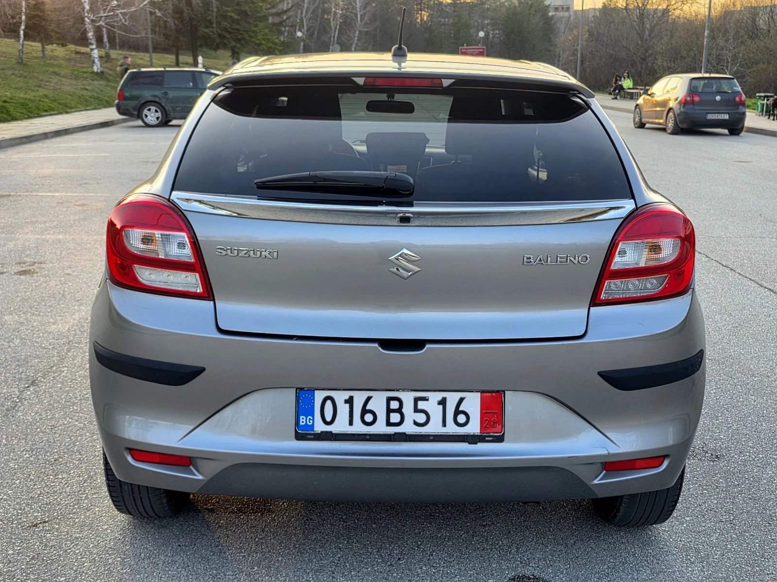 Suzuki Baleno Навигация, Keyless, Камера, Сервизна история , снимка 8 - Автомобили и джипове - 54116284