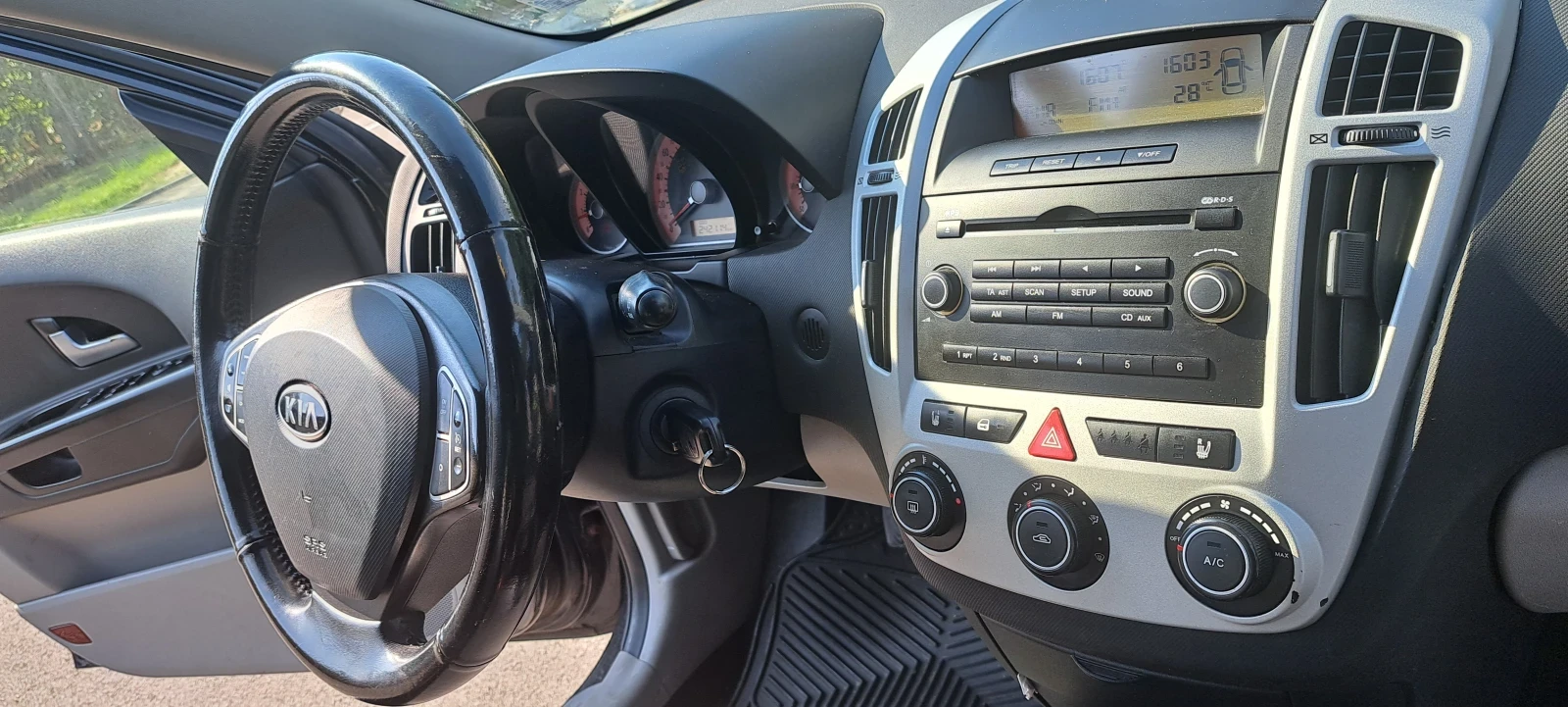 Kia Ceed, снимка 9 - Автомобили и джипове - 55315031