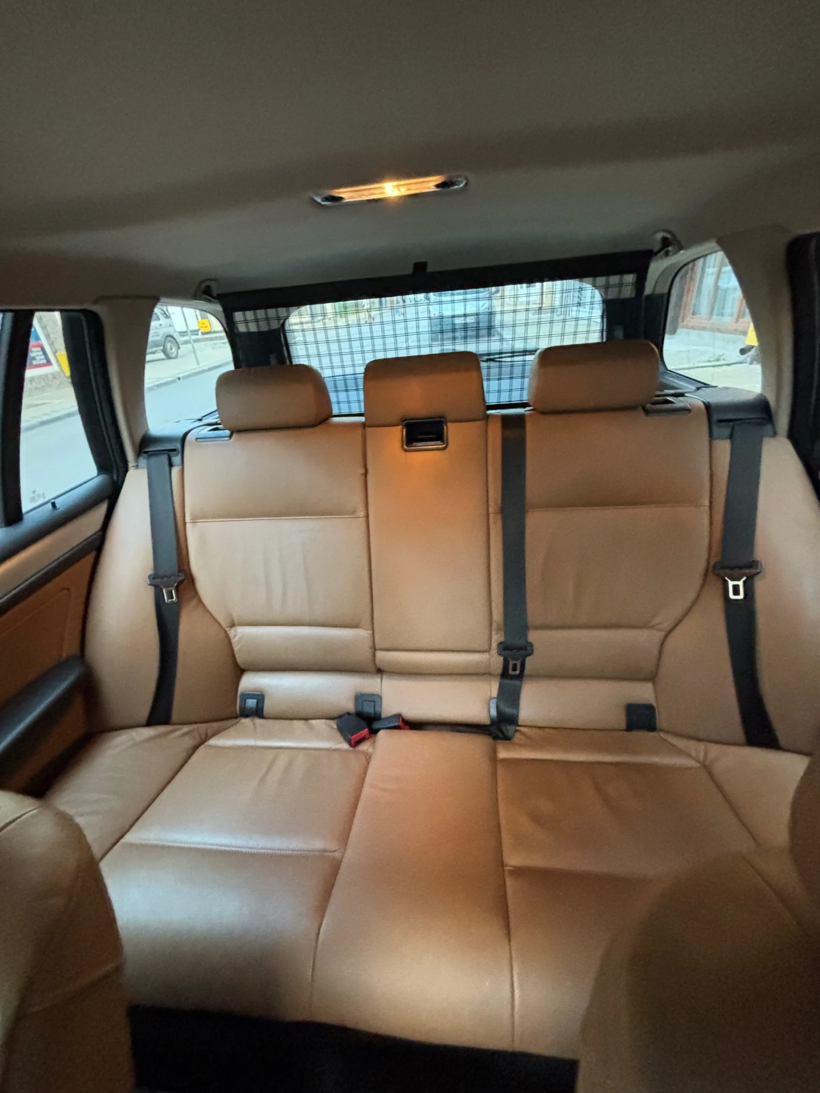 BMW 320  D 6 степенна скоростна кутия, снимка 5 - Автомобили и джипове - 55423260