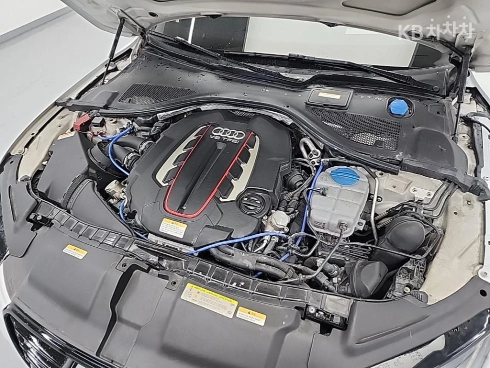 Audi S7 QUATTRO* HUD* DISTR* PANO* ПОДГРЕВИ, снимка 5 - Автомобили и джипове - 55537465