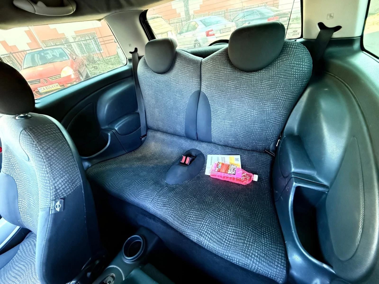 Mini Cooper Обслужен С газ-инц Евро 4 , снимка 2 - Автомобили и джипове - 56155900