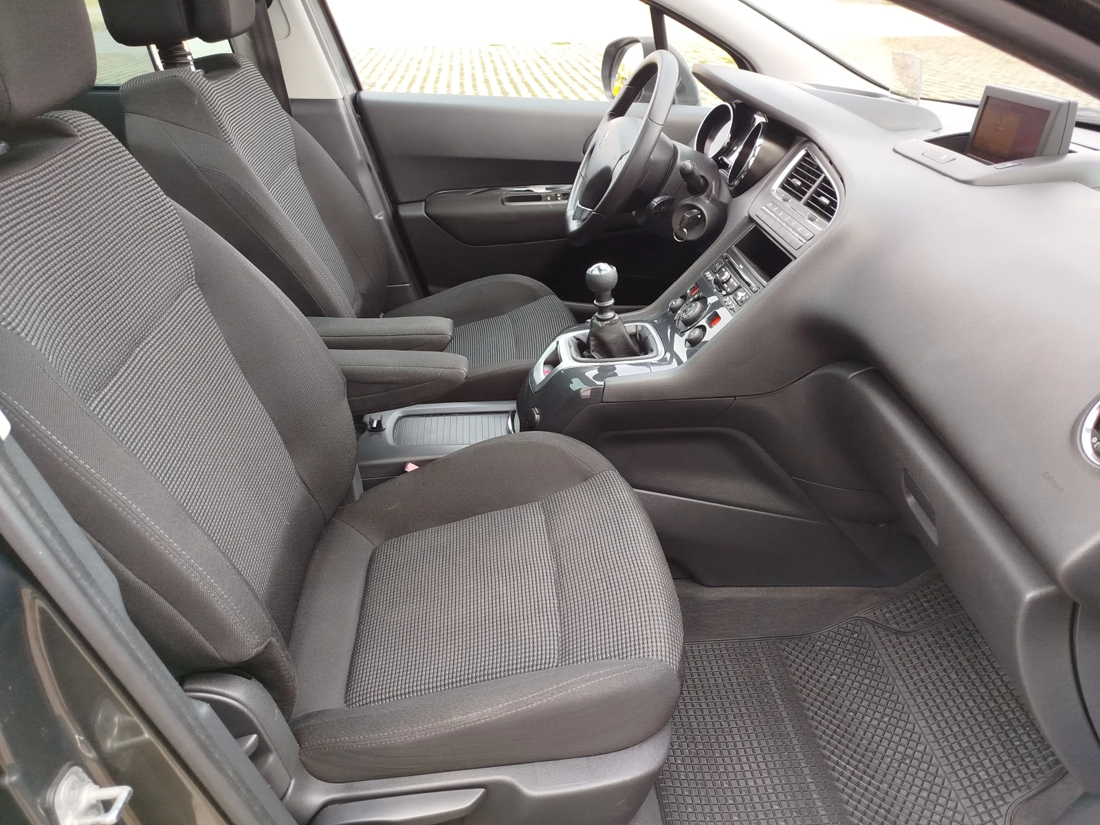 Peugeot 5008 1.6-NAVI-PANORAMA | Mobile.bg � ����������� 11