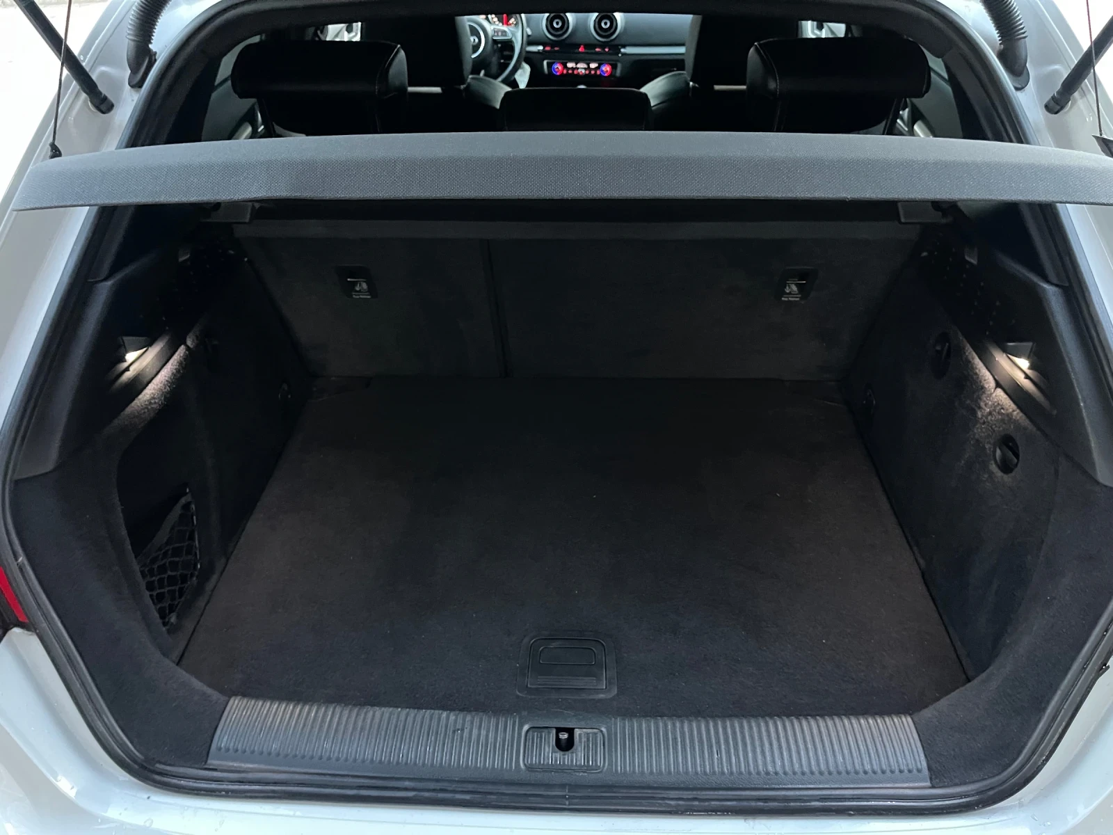 Audi A3 3xS-Line-DSG-LED , снимка 17 - Автомобили и джипове - 56602728