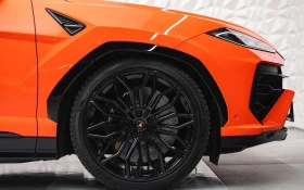 Lamborghini Urus SE/FACELIFT/PLUG-IN/CERAMIC/CARBON/B&O/AD PERSONAM, снимка 5