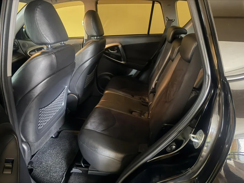 Toyota Rav4 2.2D 150к.с D4D, снимка 5 - Автомобили и джипове - 53135699