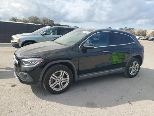 Mercedes-Benz GLA 250, снимка 4 - Автомобили и джипове - 49405278