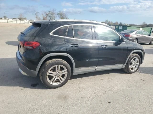 Mercedes-Benz GLA 250, снимка 6 - Автомобили и джипове - 49405278