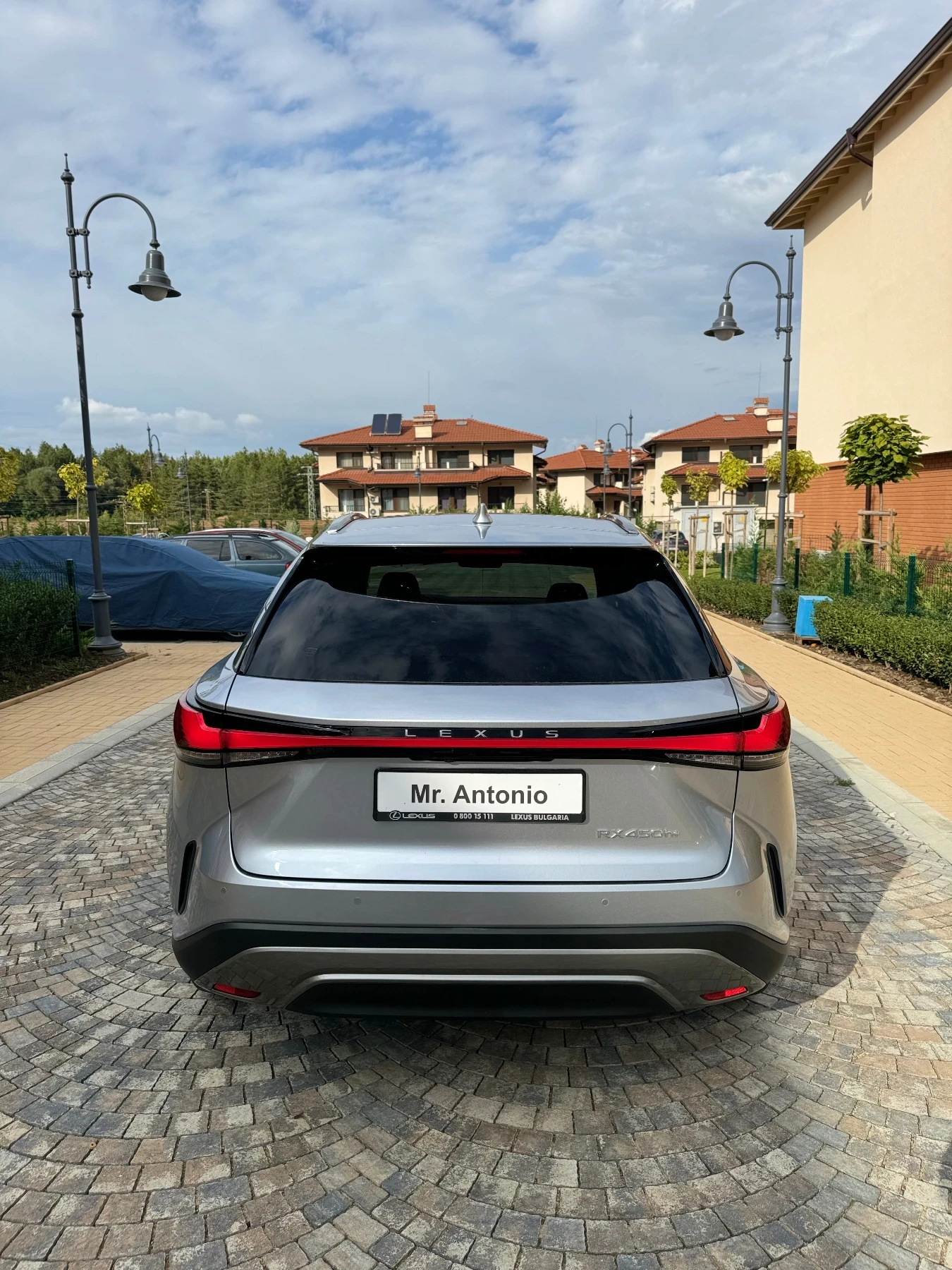 Lexus RX 450h 10 ГОДИНИ ГАРАНЦИЯ / Luxury / НАЛИЧЕН / ЕВРОПЕЙСКИ - изображение 4
