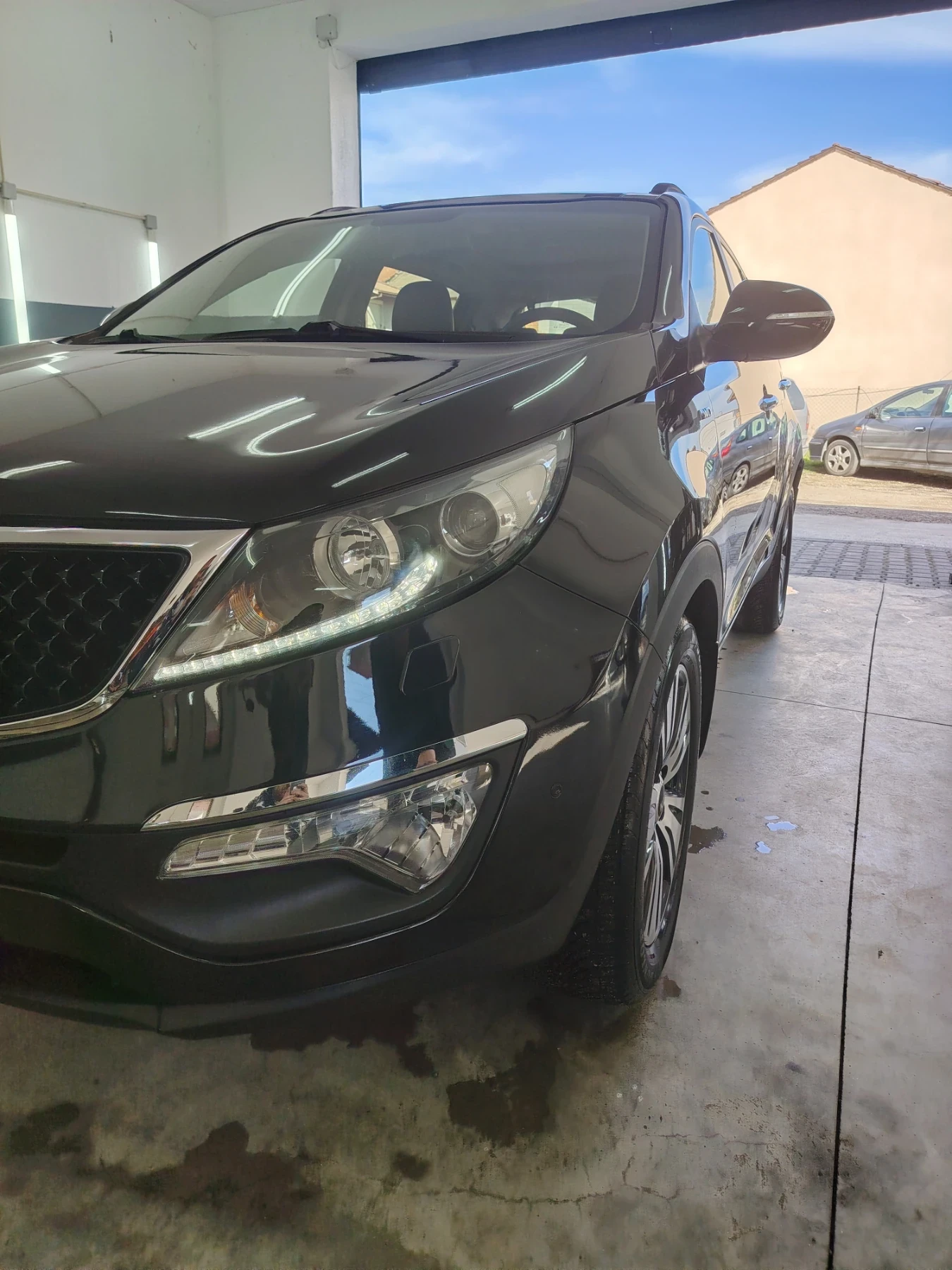 Kia Sportage 2.0CRDI* 4x4* Facelift* Full* Panorama - изображение 3