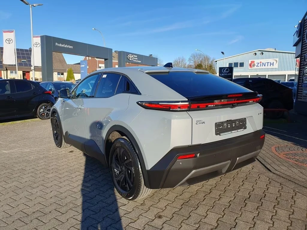 Toyota C-HR + , снимка 5 - Автомобили и джипове - 54144690