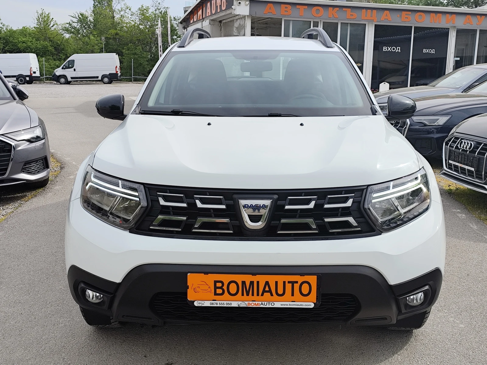 Dacia Duster 1.5DCi* 4X4* EURO6D* LED* CARPLAY* , снимка 2 - Автомобили и джипове - 54464035