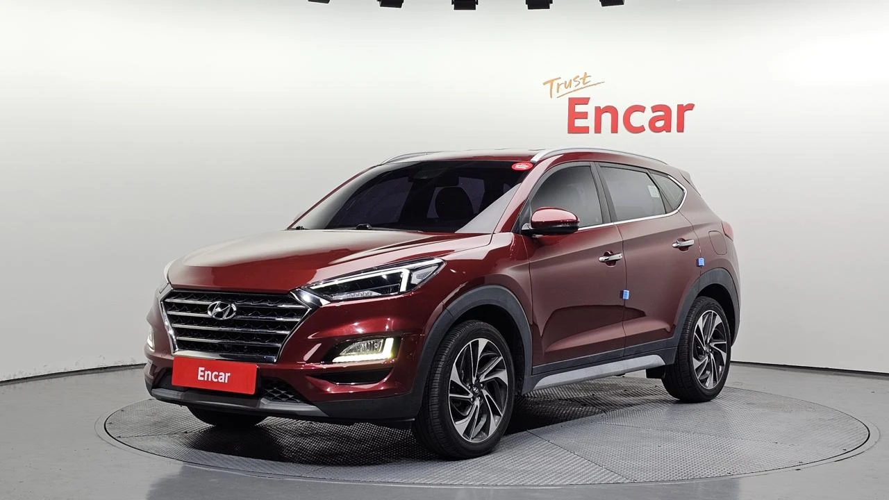 Hyundai Tucson 1.6T AWD* Premium* Обдух* Distronic* Подгрев* 