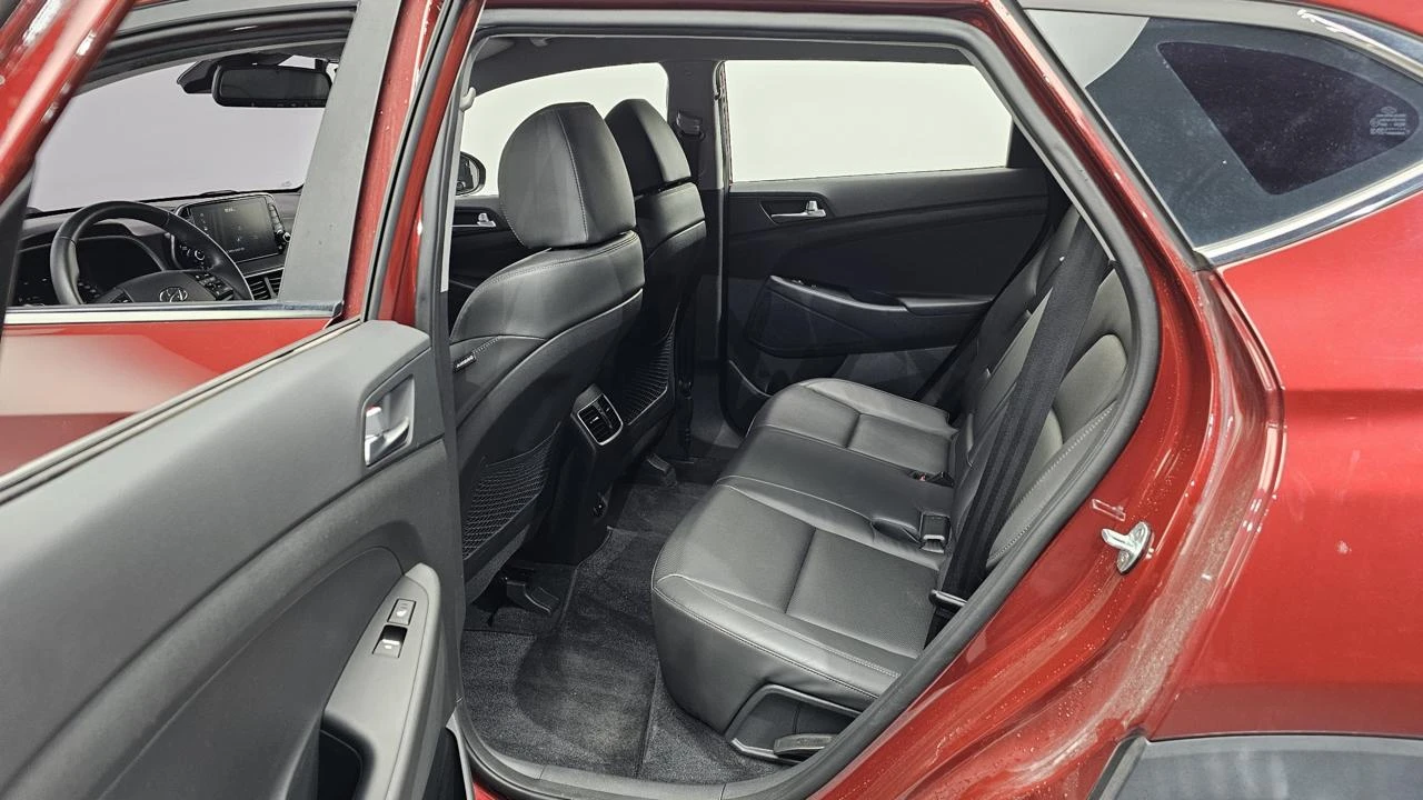 Hyundai Tucson 1.6T AWD* Premium* Обдух* Distronic* Подгрев* , снимка 9 - Автомобили и джипове - 54712276
