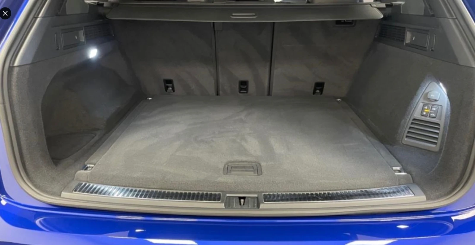 VW Touareg R ehybrid , снимка 13 - Автомобили и джипове - 55523256