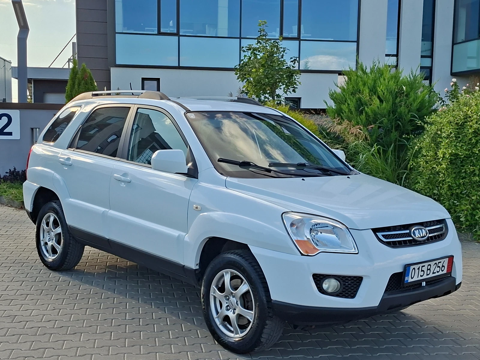 Kia Sportage 2.0CRDI* (150кс)* 4х4* FACELIFT* * HOB BHOC* * , снимка 10 - Автомобили и джипове - 56059207