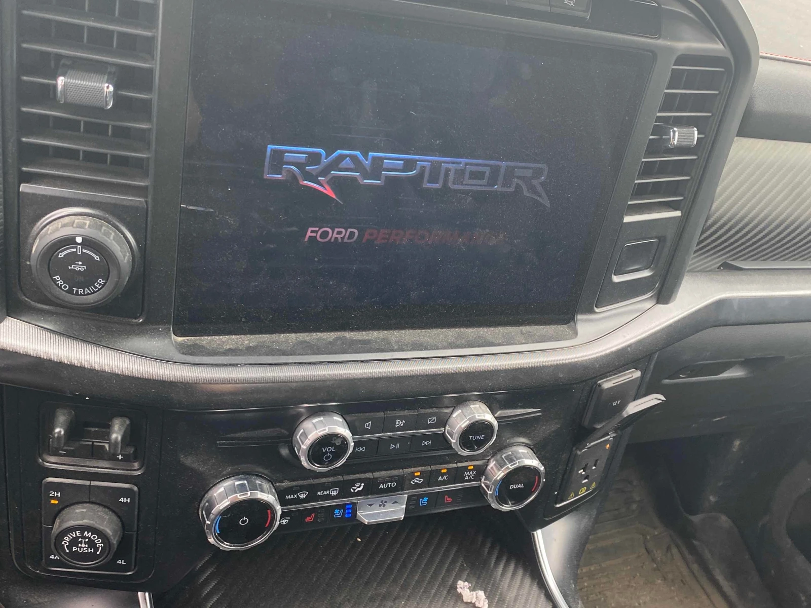 Ford F150 Raptor/ОБДУХ/КЛИП/360 КАМ/ОТ ПРЕДСТАВИТЕЛСТВО/ПАНО, снимка 9 - Автомобили и джипове - 56114558