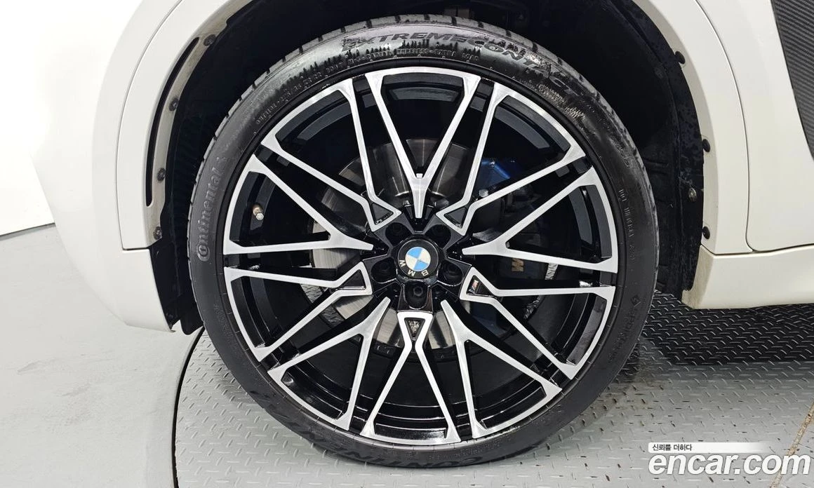 BMW X6 M50d, снимка 5 - Автомобили и джипове - 56157044